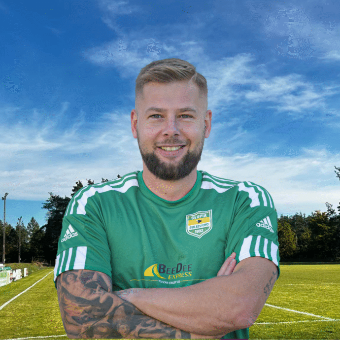 Dominik-Wichert-grajacy-prezes-klubu-Slupia-Suleczyno